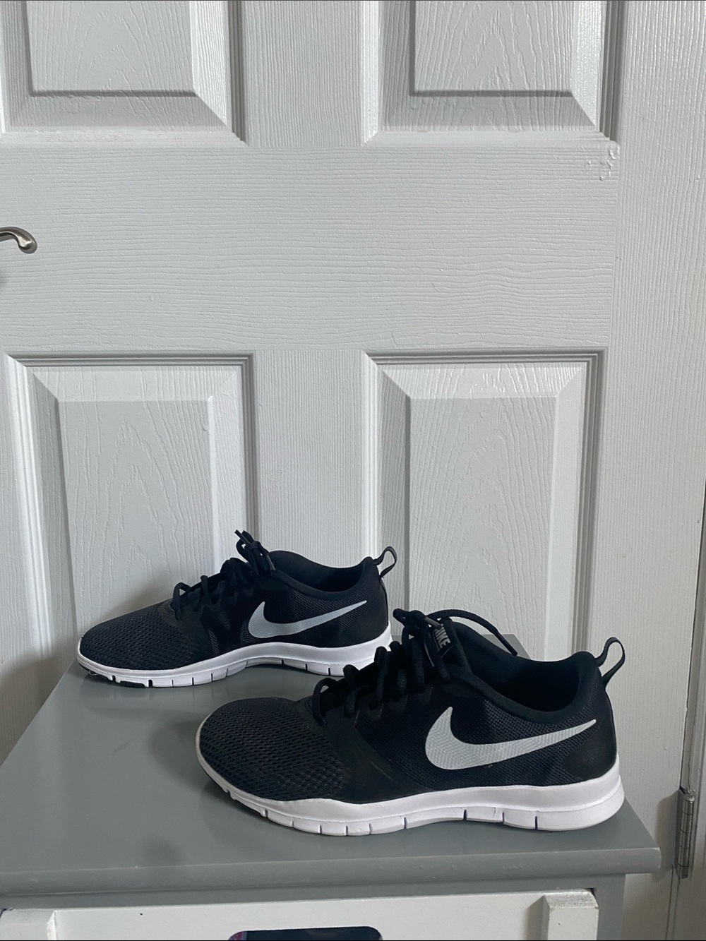 Nike Flex Essentials Training Shoe Black - Picture 8 of 12